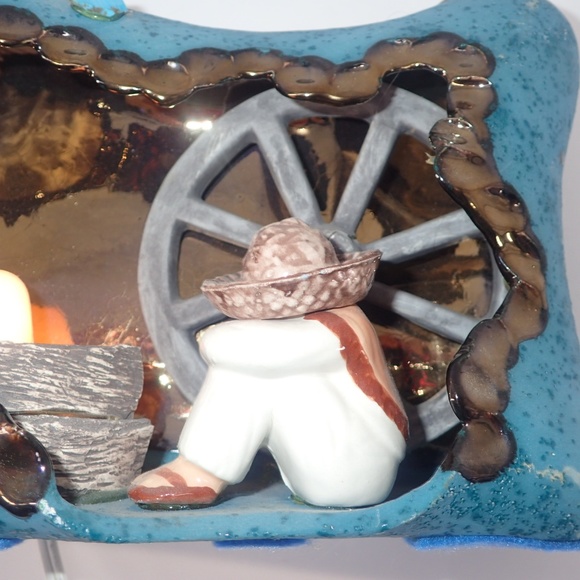 Ceramic Table Lamp Turquoise Blue & Silver with Mexican Man Sombrero Hat in Cave - Picture 8 of 11